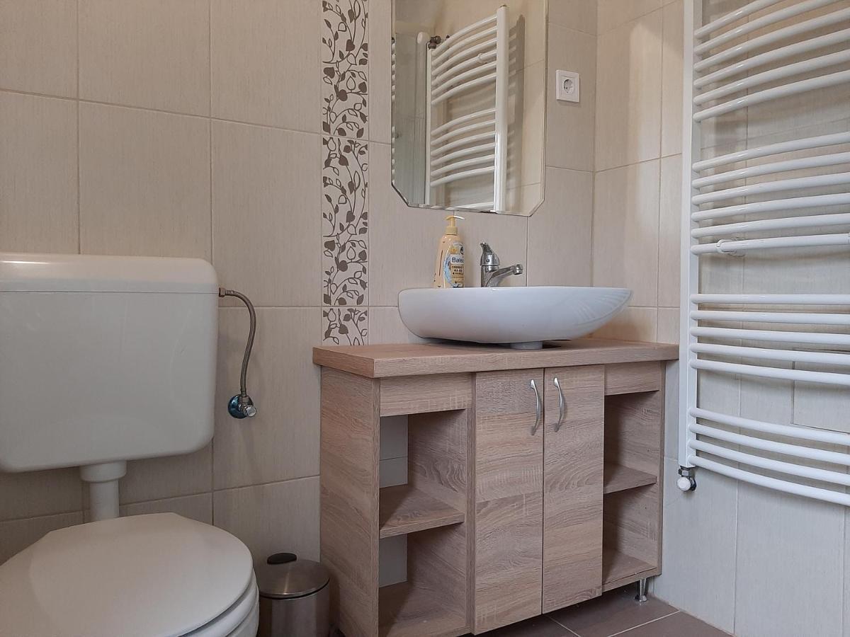 Egniss Apartman Bogács Buitenkant foto