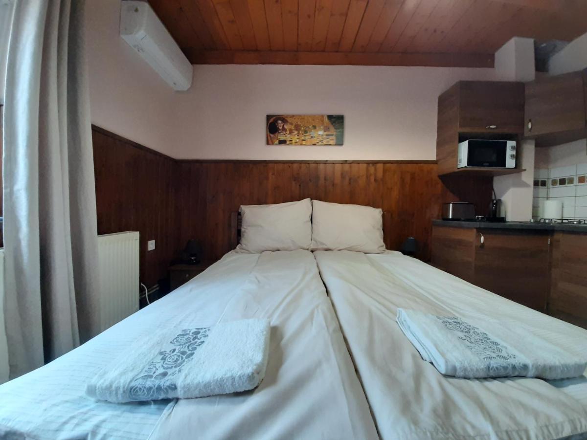 Egniss Apartman Bogács Buitenkant foto